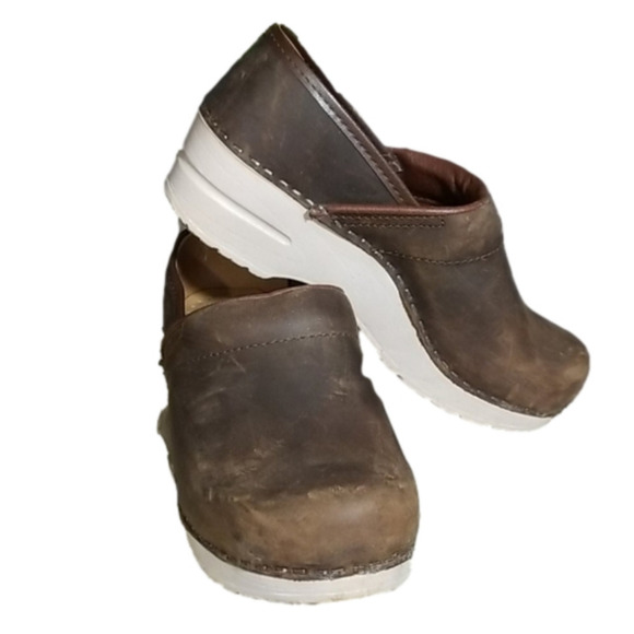 𝅺DANSKO brown clog shors size 36 - Picture 1 of 7